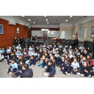 Festejos por el Día de la Bandera con los niños de Jardín